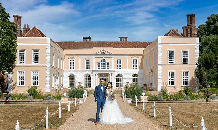 Image 4: Hintlesham Hall Wedding Show