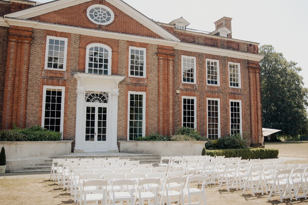 Image 7: Bradbourne House Wedding Show