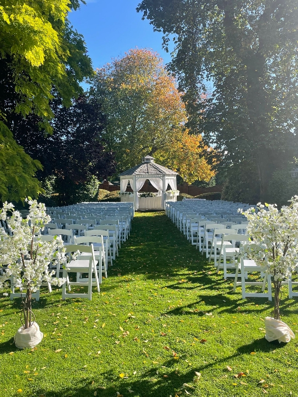 Image 6: Orsett Hall Wedding Show