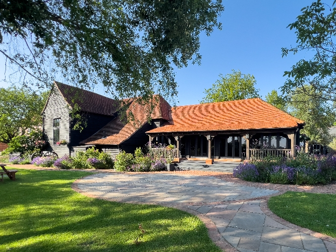 Old Essex Barn Wedding Show in March