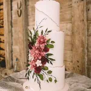 County Wedding Events Find a supplier category - Cakes