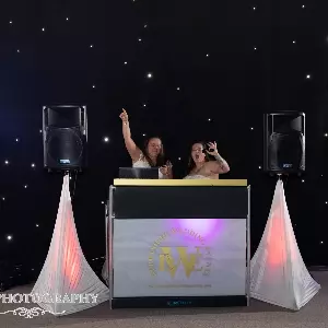 County Wedding Events Find a supplier category - Entertainment