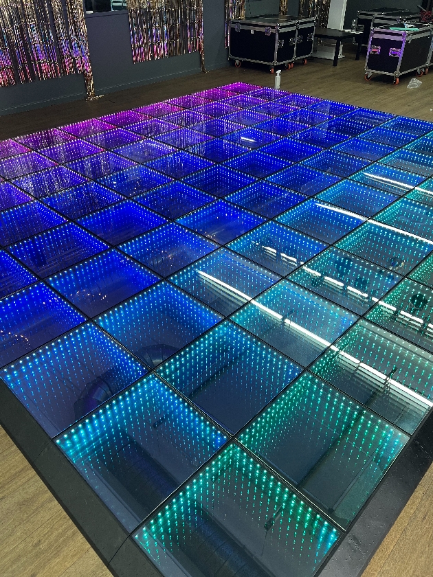 Check out the new 3D Infinity Dancefloor from Illumination Events: Image 1